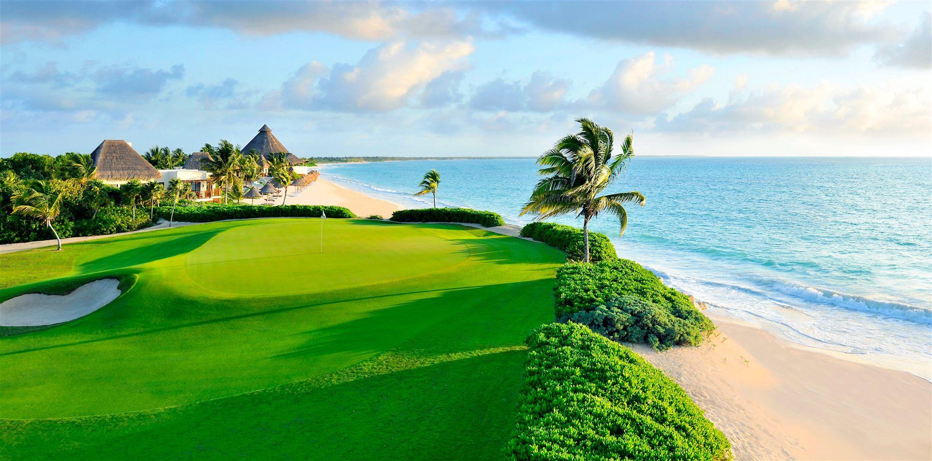 Golf tour